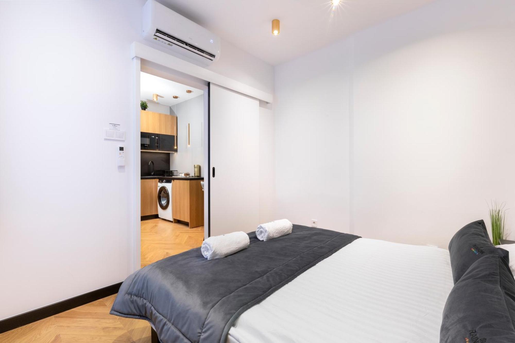 Rainbow Apartments Old Town Краків Екстер'єр фото
