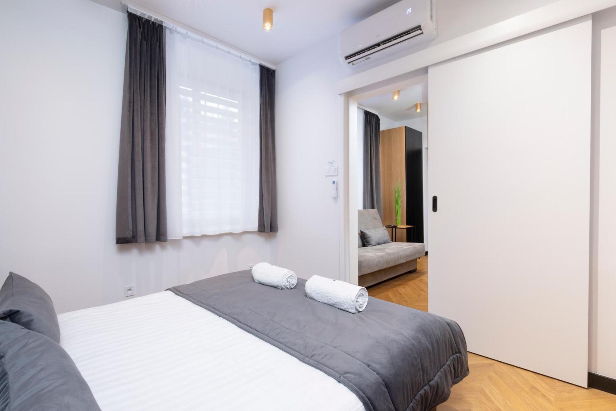 Rainbow Apartments Old Town Краків Екстер'єр фото
